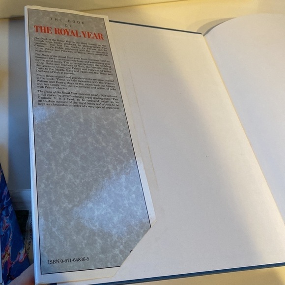 UK Monarch Collector’s Book - THE ROYAL YEAR, 1987 - Picture 2 of 11